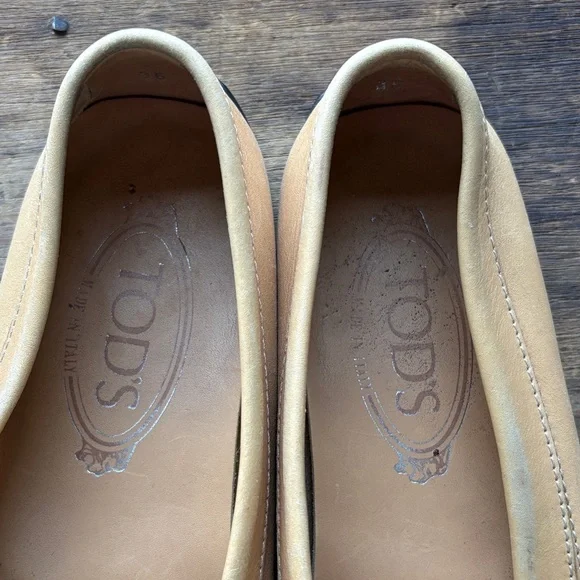 TOD'S Loafer - Picture 2 of 4